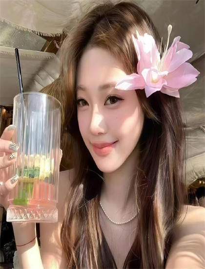 《绿翼 第一季》的艺术感人至深的：美学价值与创作技巧探讨